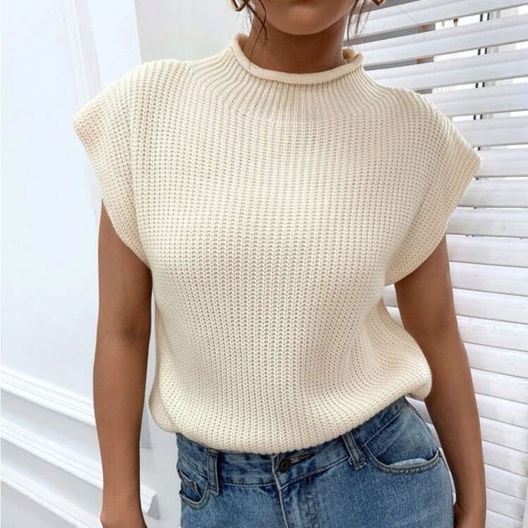 Ivory / black Mock-neck knit Sweater shoulder pad Vest - Picture 6 of 13